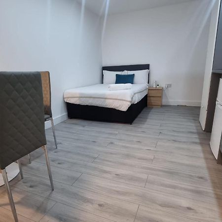 Brand New Collection Of Studios Close To Tube Station London Luaran gambar