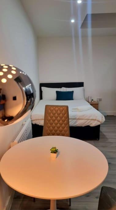 Brand New Collection Of Studios Close To Tube Station London Luaran gambar